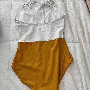 JANELA BAY SWIMSUIT